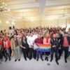 Carlos Torres Piña en diálogo con integrantes de colectivos LGBTTTIQ+ durante un foro comunitario en Morelia, Michoacán, el 23 de agosto de 2026