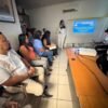 Grupo de profesionales del ISSSTE participando en una sesión de capacitación sobre violencia de género organizada por la Fiscalía General de Michoacán en Lázaro Cárdenas