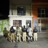 Operativo conjunto de la FGE, Policía Municipal, DEFENSA y Guardia Nacional en inmueble de la colonia Santiaguito, Morelia