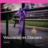 Ilustración simbólica de balanza de justicia con fondo de silueta urbana de Zitácuaro, representando la vinculación por