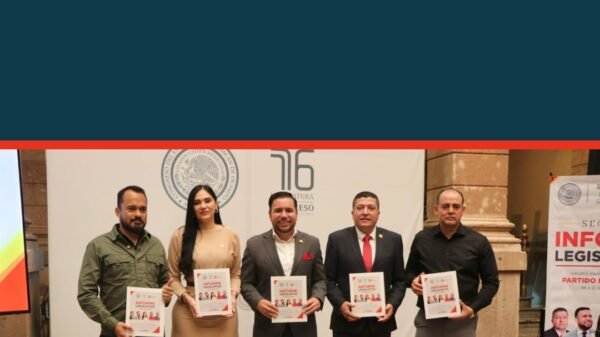 Grupo Parlamentario del PT presentando su Segundo Informe Legislativo en el Congreso de Michoacán, con enfoque en ley oliver