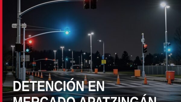 Fachada del mercado municipal de Apatzingán, Michoacán, donde ocurrió el triple homicidio y tres lesiones el 3 de junio