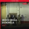 Imagen ilustrativa de un sello oficial de la Fiscalía Michoacán sobre fondo urbano de Morelia, con íconos discretos de droga
