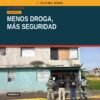 Fotografía simbólica de una calle tranquila en Morelia con señalética urbana y presencia discreta de policías locales