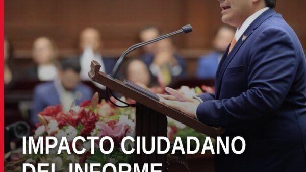 Sesión solemne del Congreso del Estado en Morelia donde se presenta el quinto informe de gobierno ante diputados y