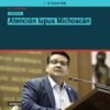 Diputado Toño Carreño Sosa hablando en tribuna del Congreso del Estado en Morelia, con fondo de bandera de Michoacán, sobre