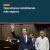 Ilustración de una familia firmando documentos inmobiliarios con fondo de edificio y logo de La Suprema 96.7, relacionado