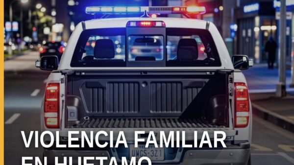 Ilustración simbólica de una balanza y una casa rota en Huetamo, representando violencia familiar huetamo